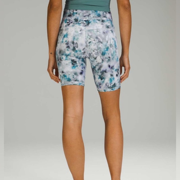 Lululemon Align Short 8” | Kaleidofloral Multi | Size 6 | Buttery Soft Nulu™ - Picture 1 of 8